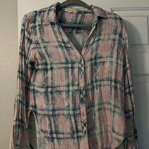 Cloth & Stone Pink and Blue Plaid Shirt